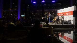 Entre canciones de nostalgia, calma y esperanza